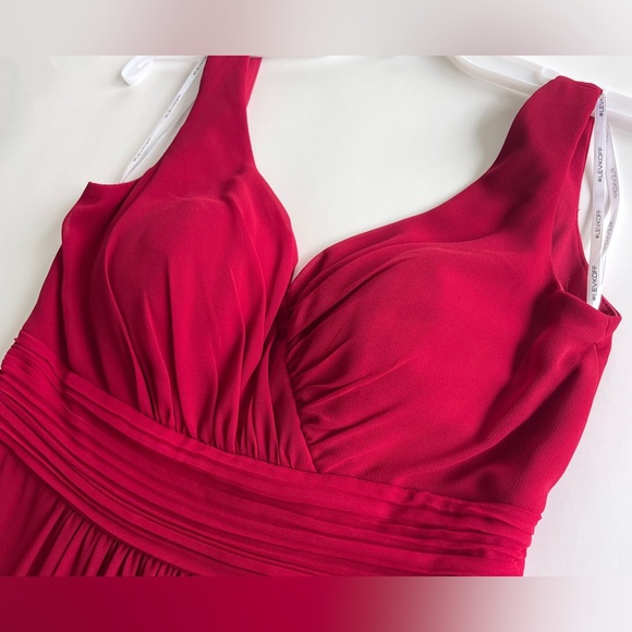 Bill Levkoff Bridesmaid dress Size 4 - color wine/cranberry - Picture 6 of 11